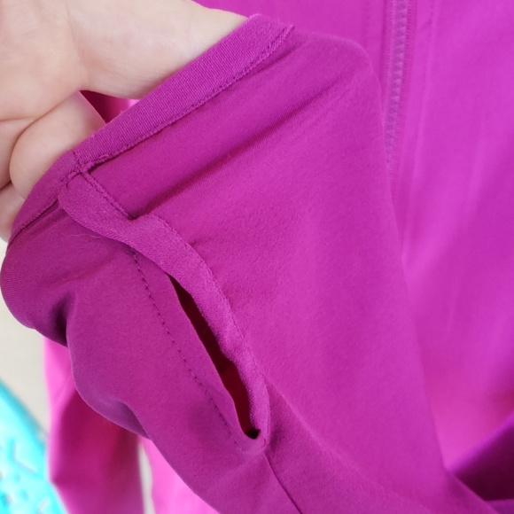 Fabletics Zipup - Picture 4 of 8